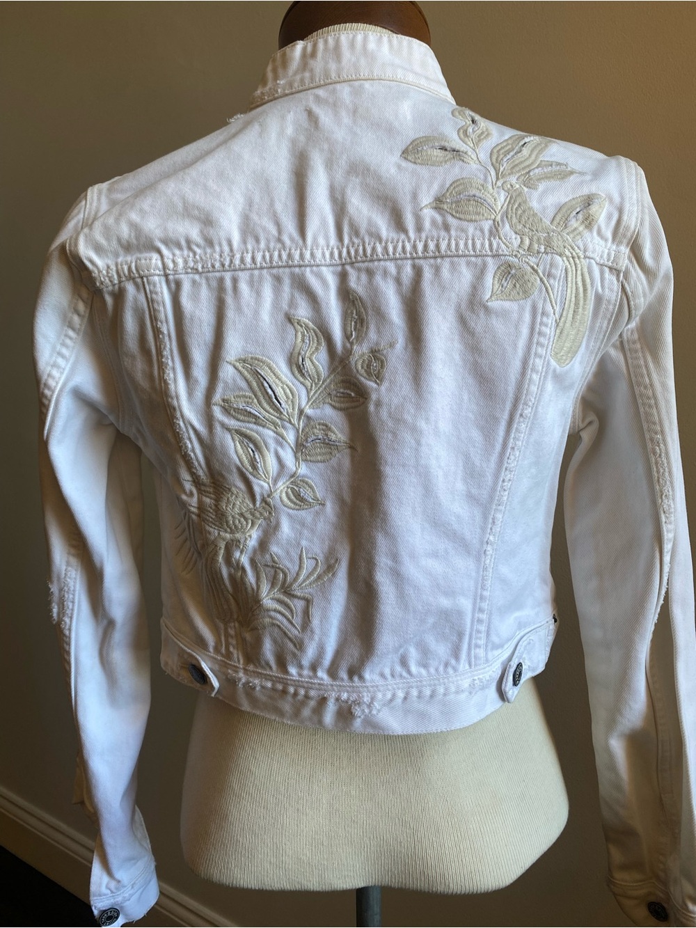 White Cropped Embroidered Denim Jacket Sass&bide size 4